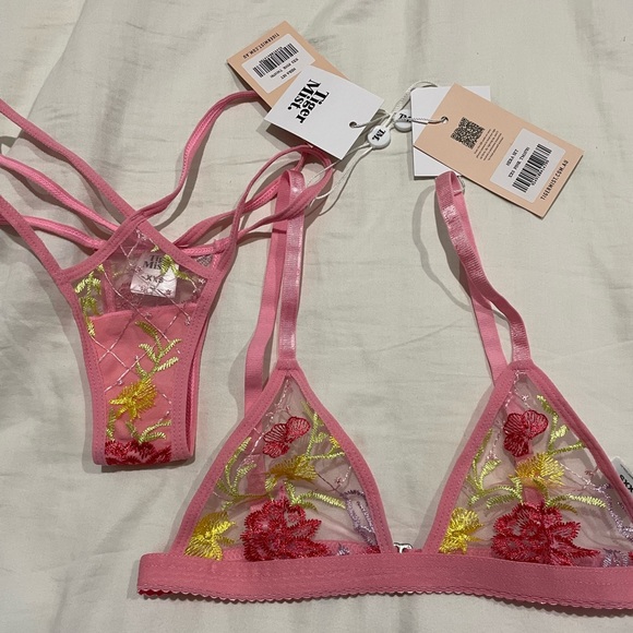 Tiger Mist Other - Tigermist Floral Lingerie Set